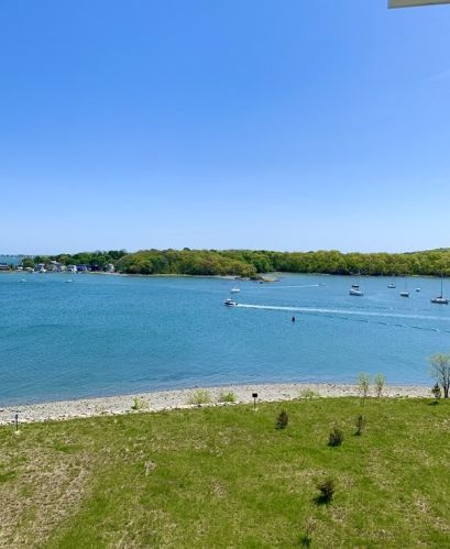 130 Broad Reach, Weymouth MA 02091-2405 exterior