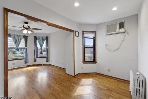 17 Prospect Pl, Belleville NJ  07109-2526 exterior