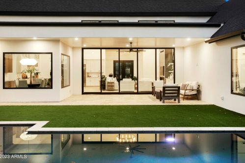 222 Belmont Ave, Phoenix AZ  85021-7229 exterior