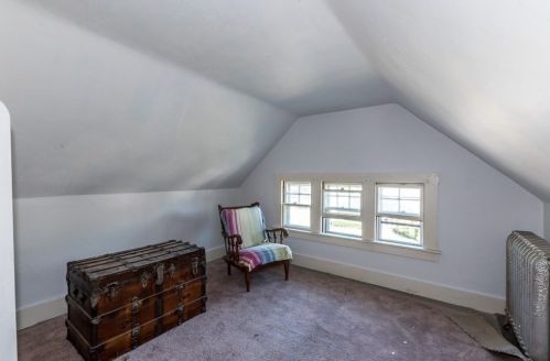 104 Winthrop St, Taunton MA 02780-4162 exterior