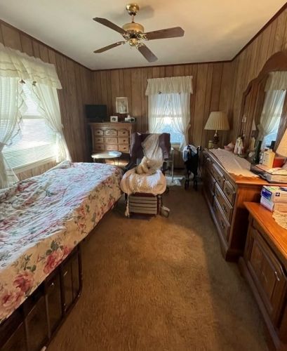 1083 Phillips Rd, New Bedford MA 02745-1716 exterior