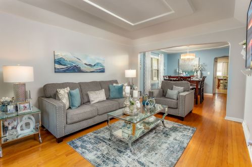 3736 Wisconsin Ave, Forest View, IL 60402-3952