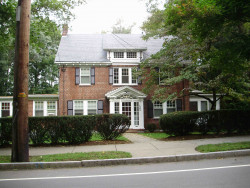 1553 Beacon St, Newton, MA 02468-1507