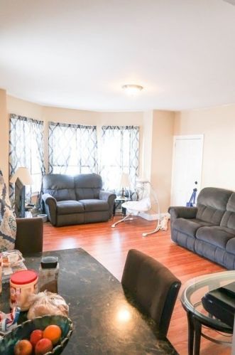 33 Independent St, New Bedford MA 02744-1800 exterior