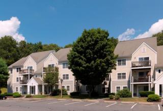 100 Tower St, Hudson MA  01749-1700 exterior