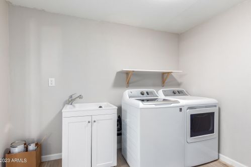 3607 Crocus Dr, Phoenix AZ 85032-5420 exterior