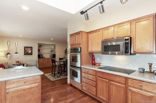 9164 Tufts Ave, Englewood CO 80111-1165 exterior