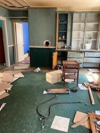 513 Front St, New Bedford MA 02744-2618 exterior