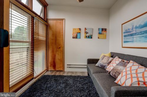 833 Boundary Rd, West Deptford NJ 08096-3614 exterior