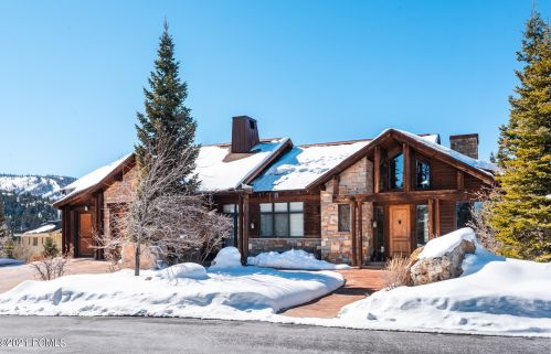 381 Centennial Cir, Park City, UT 84060-7801