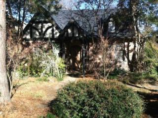 1704 Roseland Dr, Birmingham, AL 35209-3938