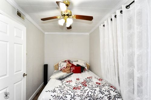 1319 Home Ave, Forest View IL 60402-1239 exterior