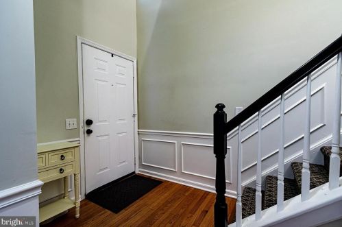 1103 Crestmont Dr, West Deptford NJ 08051-2158 exterior