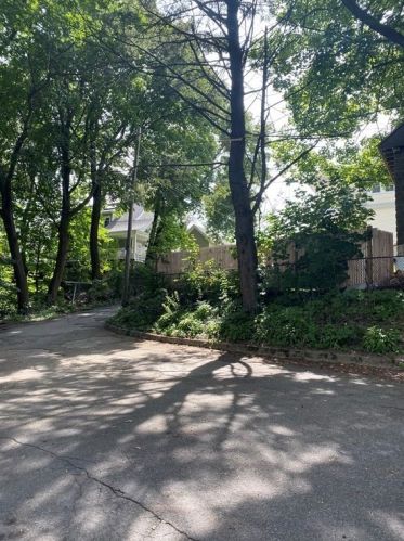 22 Crescent St, Lawrence, MA 01841-3305