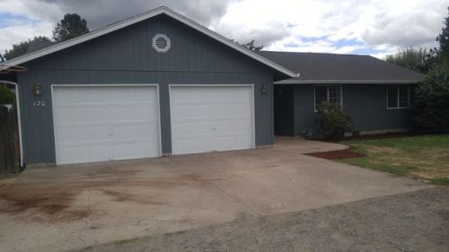 120 Agee St, Mcminnville OR  97128-5857 exterior