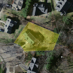 8 Bunny Cir, Newton MA 02458-1922 aerial view