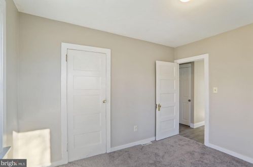 1776 Delsea Dr, West Deptford NJ 08093-1222 exterior