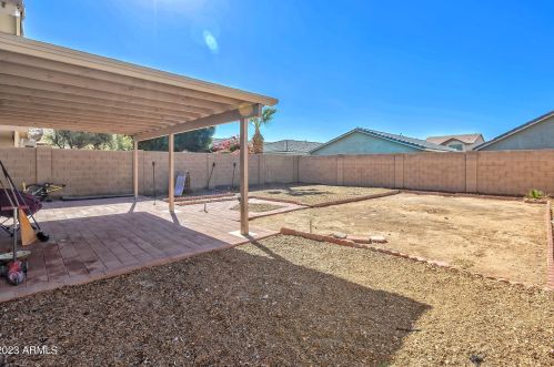 8002 26th St, Phoenix AZ  85042-7056 exterior