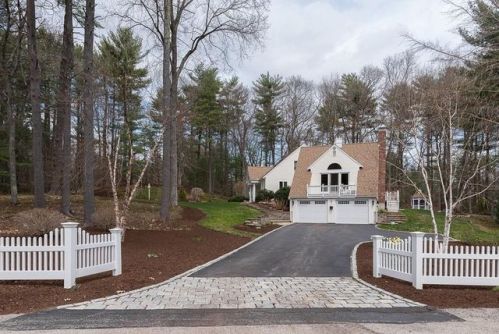 15 Roubound Rd, Hingham MA  02061-2341 exterior