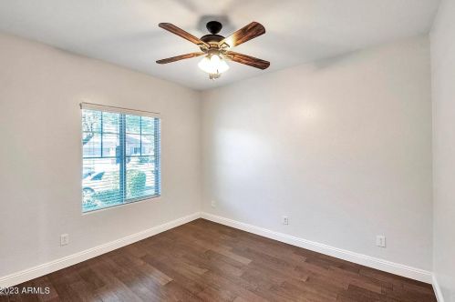 1751 Desperado Way, Phoenix AZ  85085-6330 exterior