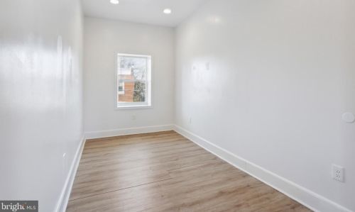 2135 20 St, Philadelphia PA 19121-1517 exterior