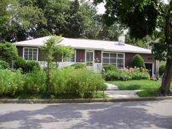 120 Selwyn Rd, Newton, MA 02461-2143