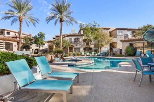 3236 Chandler Blvd, Phoenix AZ 85048-7207 exterior