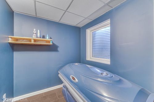 7 Shakespeare Dr, Valpo IN 46383-4129 exterior