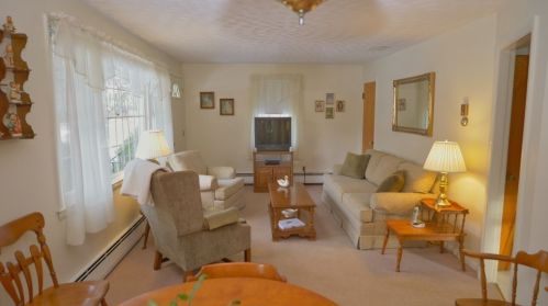 136 Randall St, Worcester MA 01606-2039 exterior