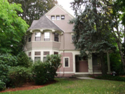 703 Chestnut St, Newton, MA 02468-2018