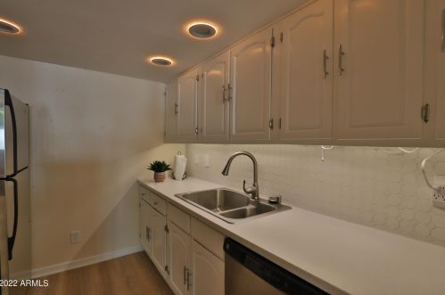 3403 36 Pl, Phoenix AZ 85050-2684 exterior