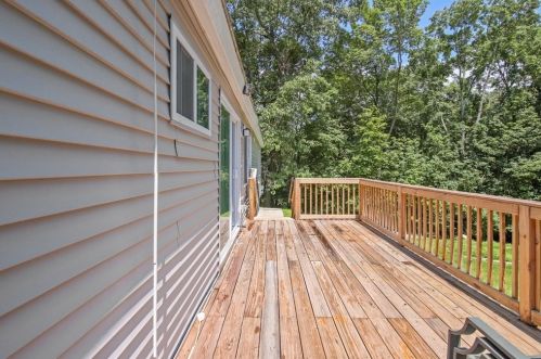 3 Leland Hill Rd, Sutton MA  01590-3852 exterior