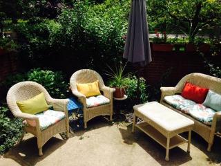 13420 Larchmere Sq, Cleveland OH  44120-1374 exterior