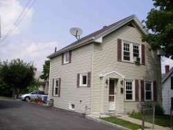 21 Gardner St, Newton, MA 02458-1504