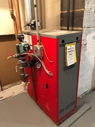 82 Walnut St, North Brookfield MA  01535-1814 exterior