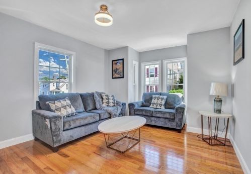 40 Roundy St, Beverly MA  01915-3213 exterior