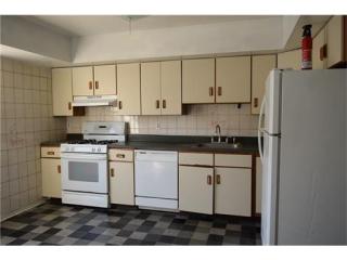 53 Larch St, Carteret NJ  07008-2470 exterior