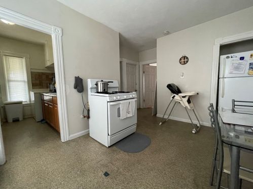 25 Cambridge St, Worcester MA 01603-2325 exterior