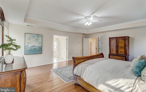 6920 Mystic Wood Way, Columbia MD 21044-4914 exterior