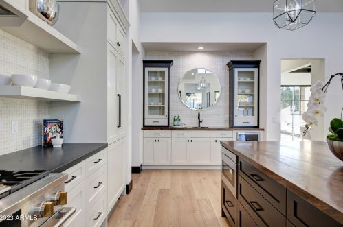 3417 44th Pl, Phoenix AZ 85050-6934 exterior