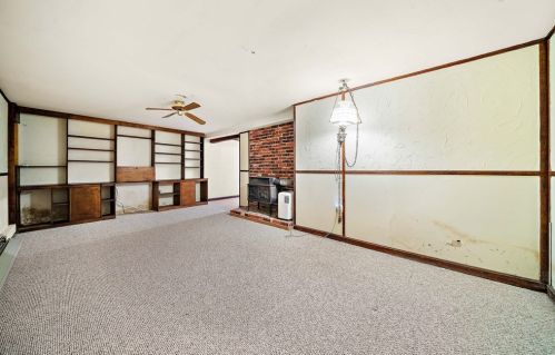 143 Rocky Hl Rd, Plymouth MA 02360-5501 exterior