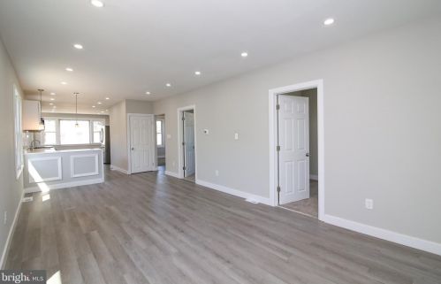 126 Billings Ave, West Deptford NJ  08066-2223 exterior