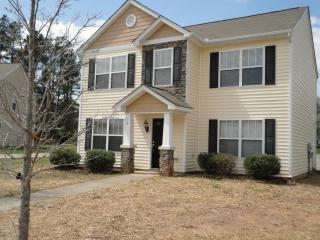10 Toms Rock Pl, Durham NC  27704-3877 exterior