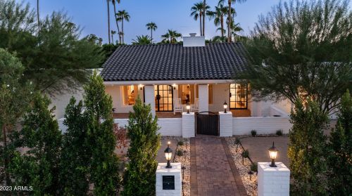 5851 Sharon Dr, Scottsdale AZ  85254-3725 exterior