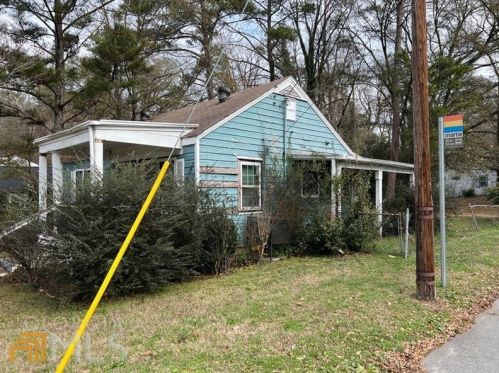 89 Holly Rd, Atlanta GA 30314-2002 exterior