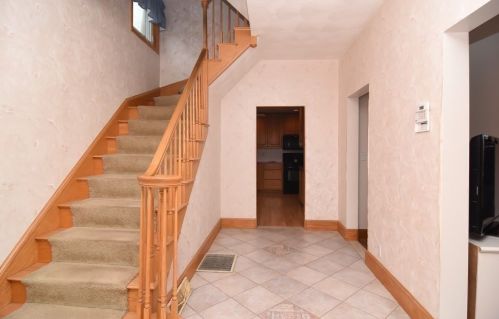 784 Broadway, Everett MA 02149-4046 exterior