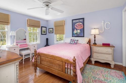 21 Franklin Rodgers Rd, Hingham MA 02043-2665 exterior