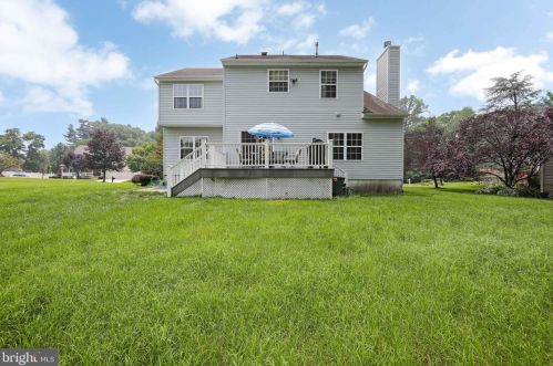 1012 Juniper Ct, West Deptford, NJ 08096-5728