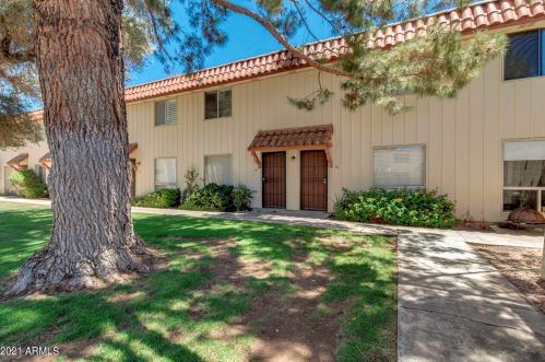 8241 Central Ave, Phoenix AZ  85020-3561 exterior