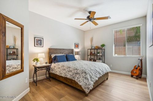 2934 Carson Rd, Phoenix AZ  85041-6339 exterior